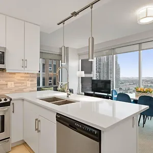 Stylish Downtown By Globalstay , Calgary Canada