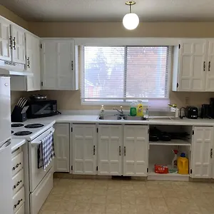 Mt Pleasant Nw 2 Bedrooms 500 , Calgary Canada