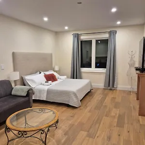 Homestay Gabby's Place Downtown Core, Toronto
